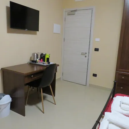 Romano Rooms - Gela B&B 3*