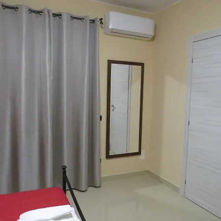 Bed & Breakfast Romano Rooms - Gela 3*